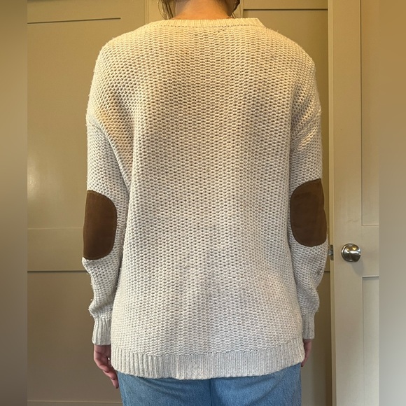 Urban outfitters cable nit crew neck cream sweater size S - Picture 2 of 4
